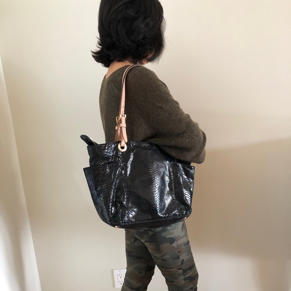 Michael Kors hobo bag in black